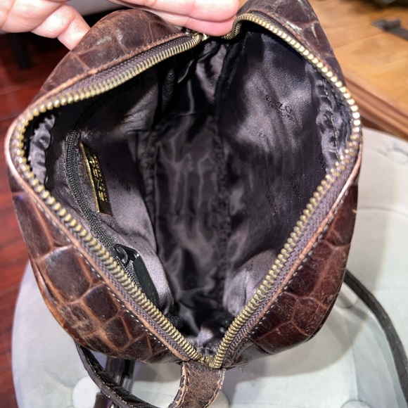 Enzo Angiolini Vintage Croc Embossed Distressed Genuine Leather Crossbody - Picture 12 of 17